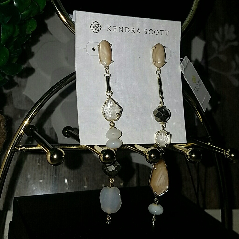 Kendra scott Cosette earrings - Picture 2 of 4